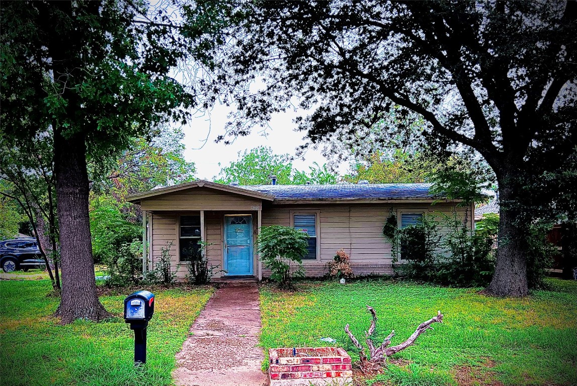 309 Bryan Drive Arlington TX 76011