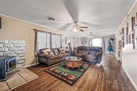 7450 E Highway 6 De Leon TX 76444