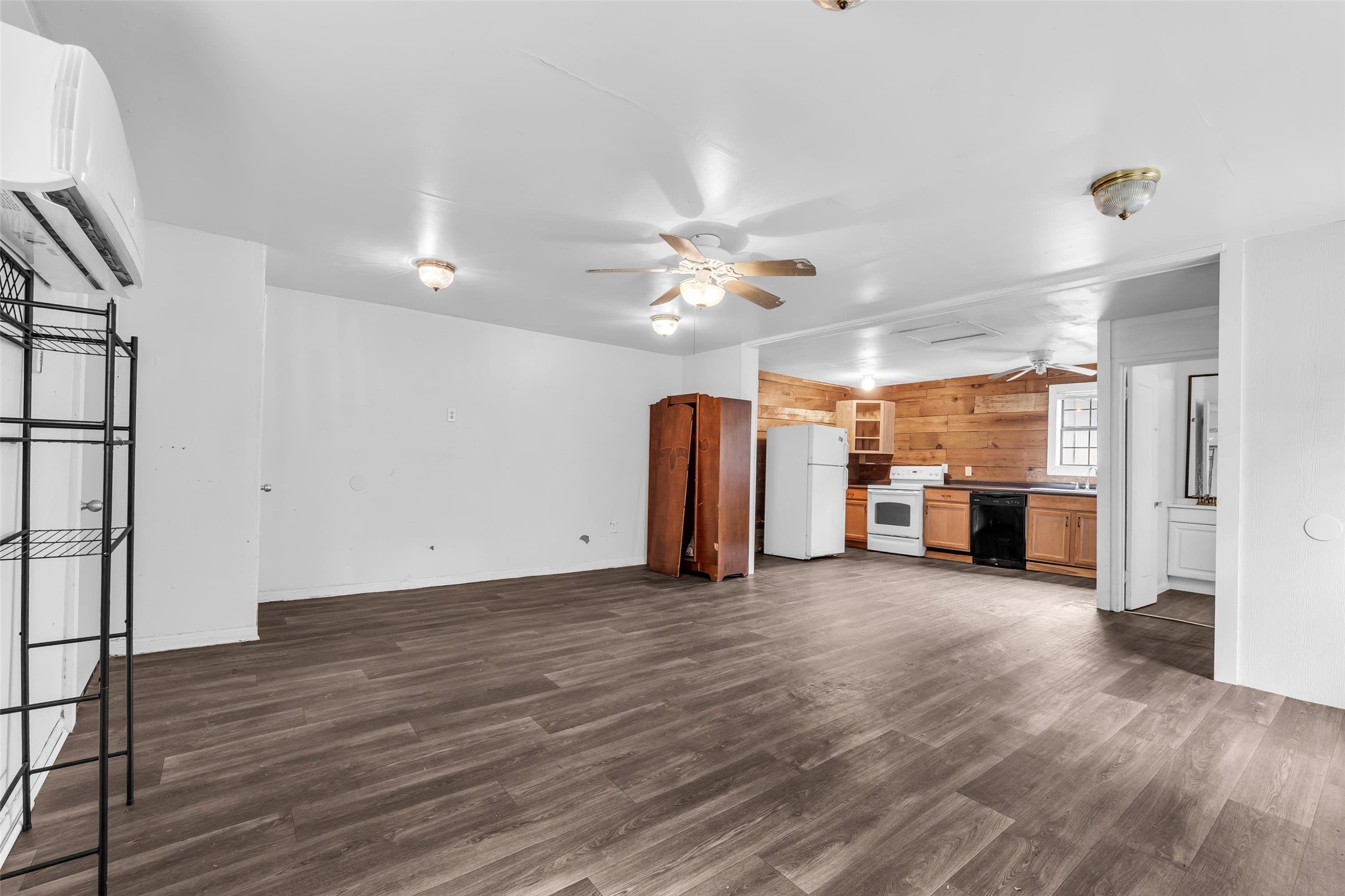 2814 Sanger Avenue Waco TX 76707