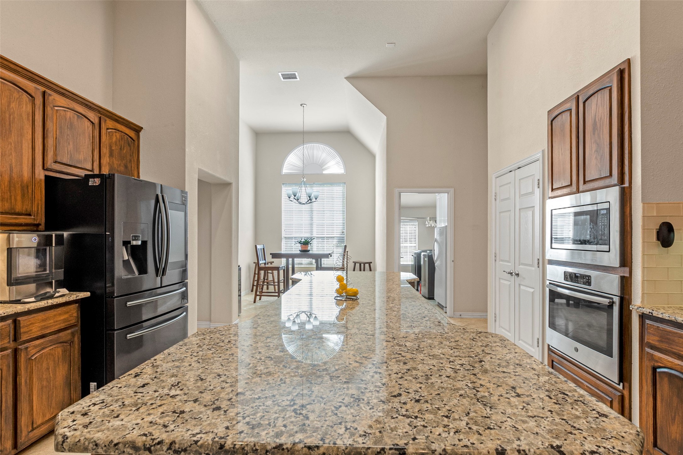 1200 Rio Bravo Way Shady Shores TX 76208