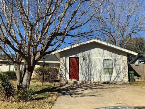 1901 Guinevere Street Arlington TX 76014