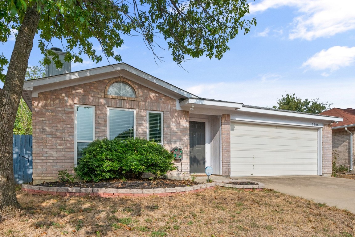 7208 Laurelhill Court S Fort Worth TX 76133