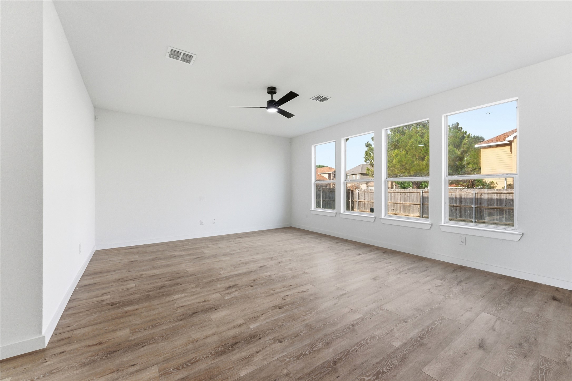 7301 Tin Cup Drive Arlington TX 76001