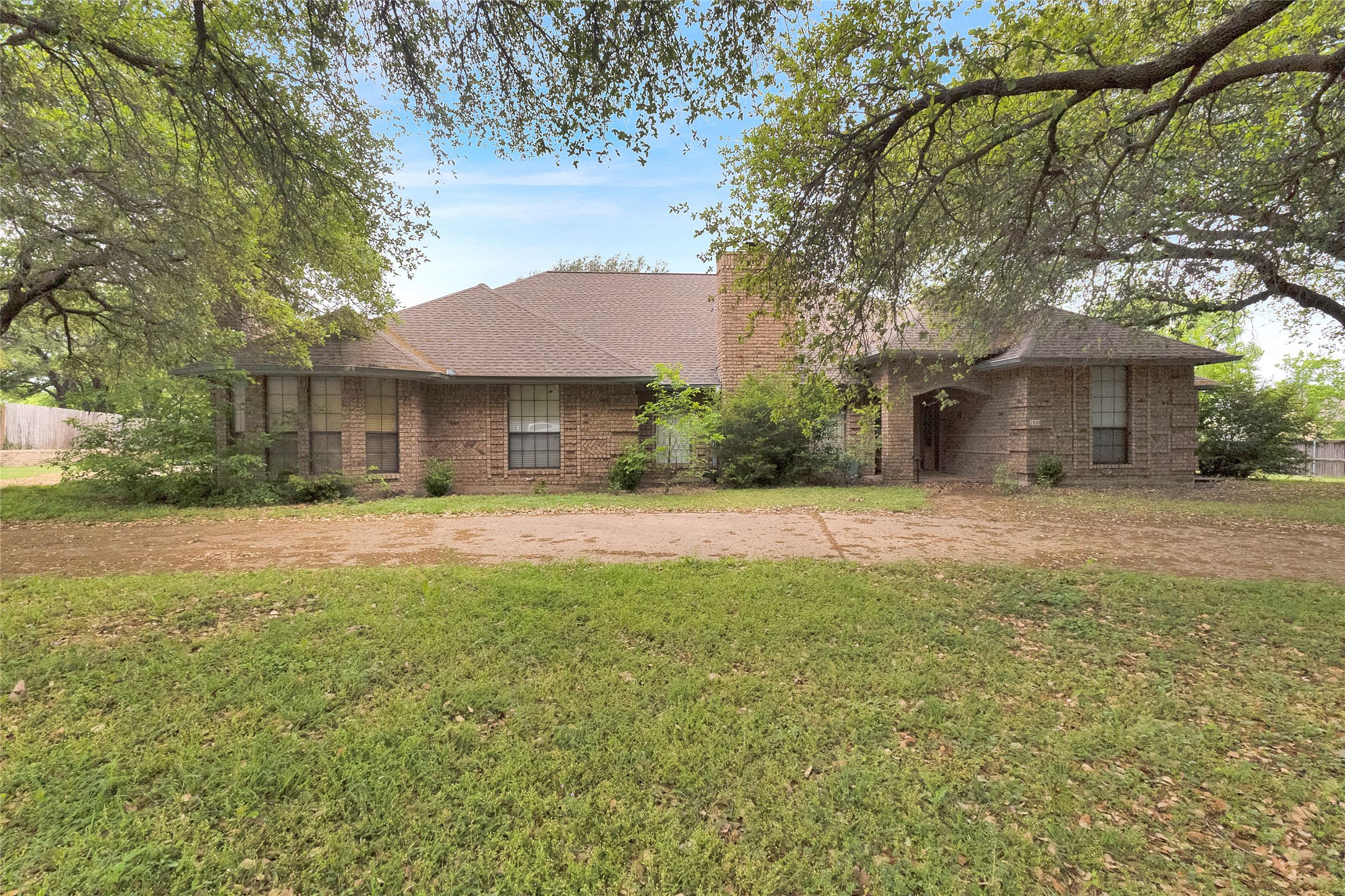 1020 Crystal Lane Crowley TX 76036