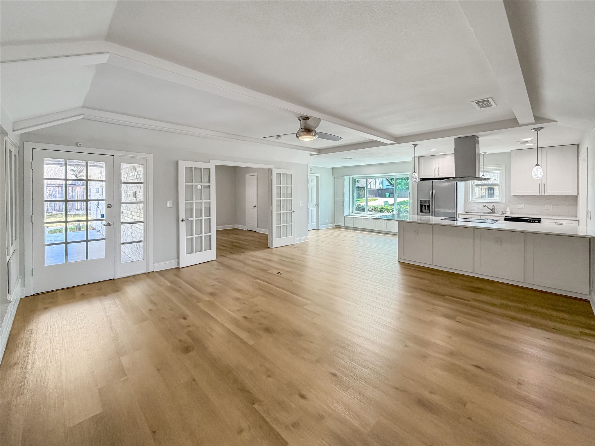 100 W Pleasantview Drive Hurst TX 76054