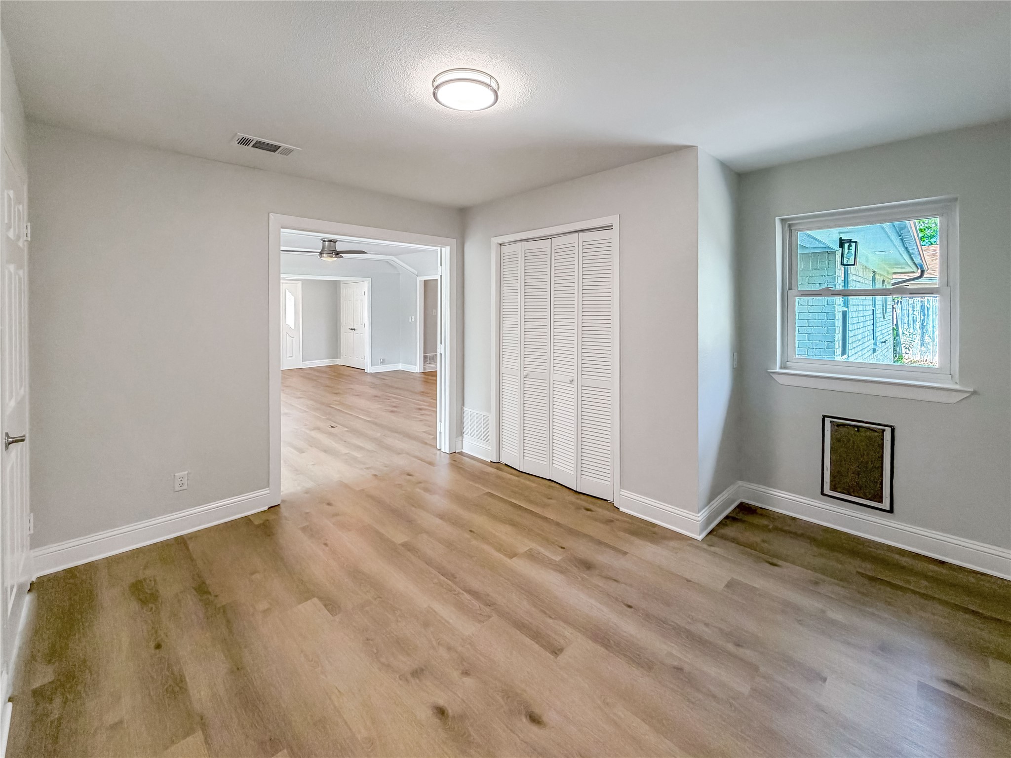 100 W Pleasantview Drive Hurst TX 76054