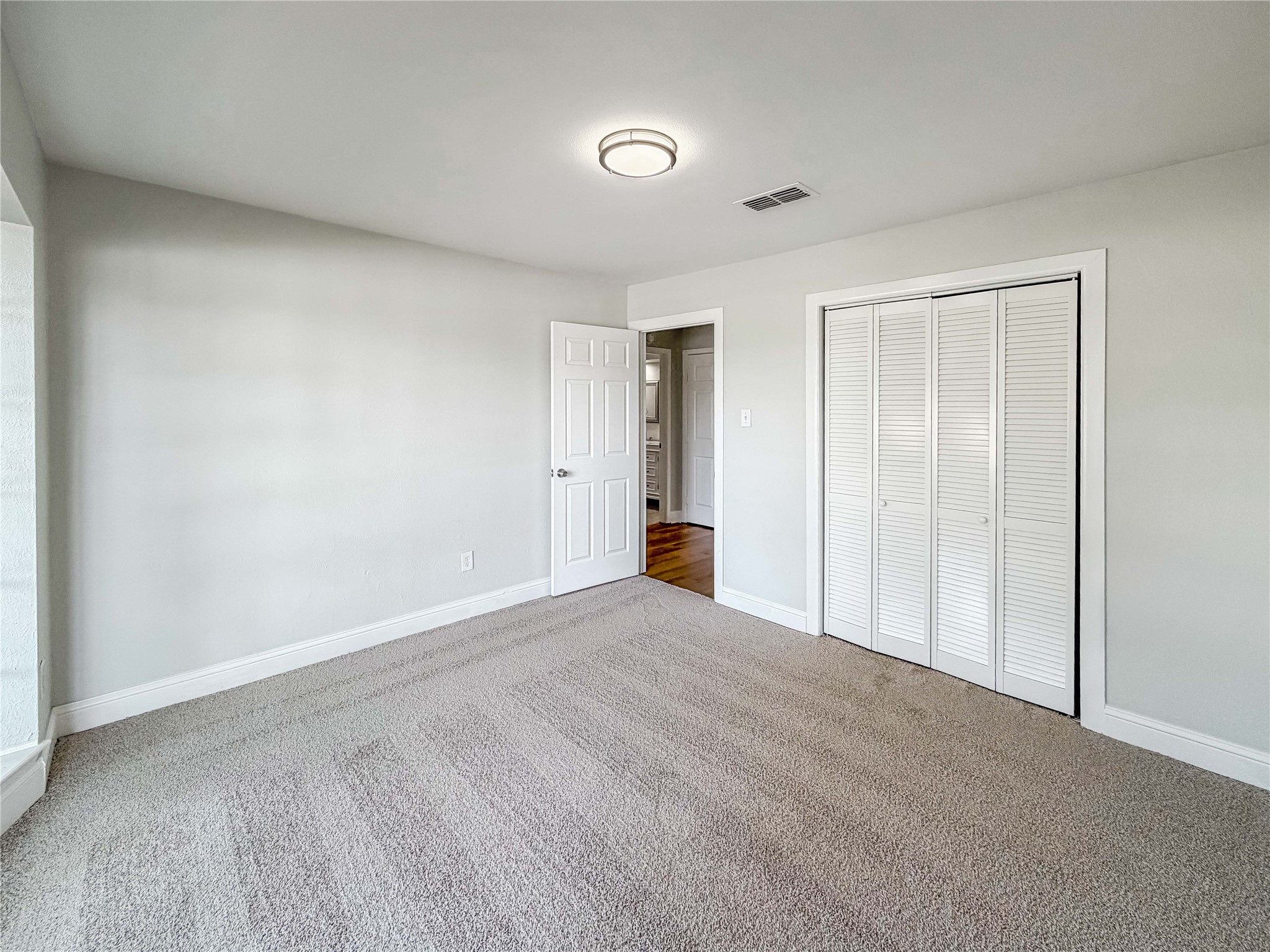 100 W Pleasantview Drive Hurst TX 76054