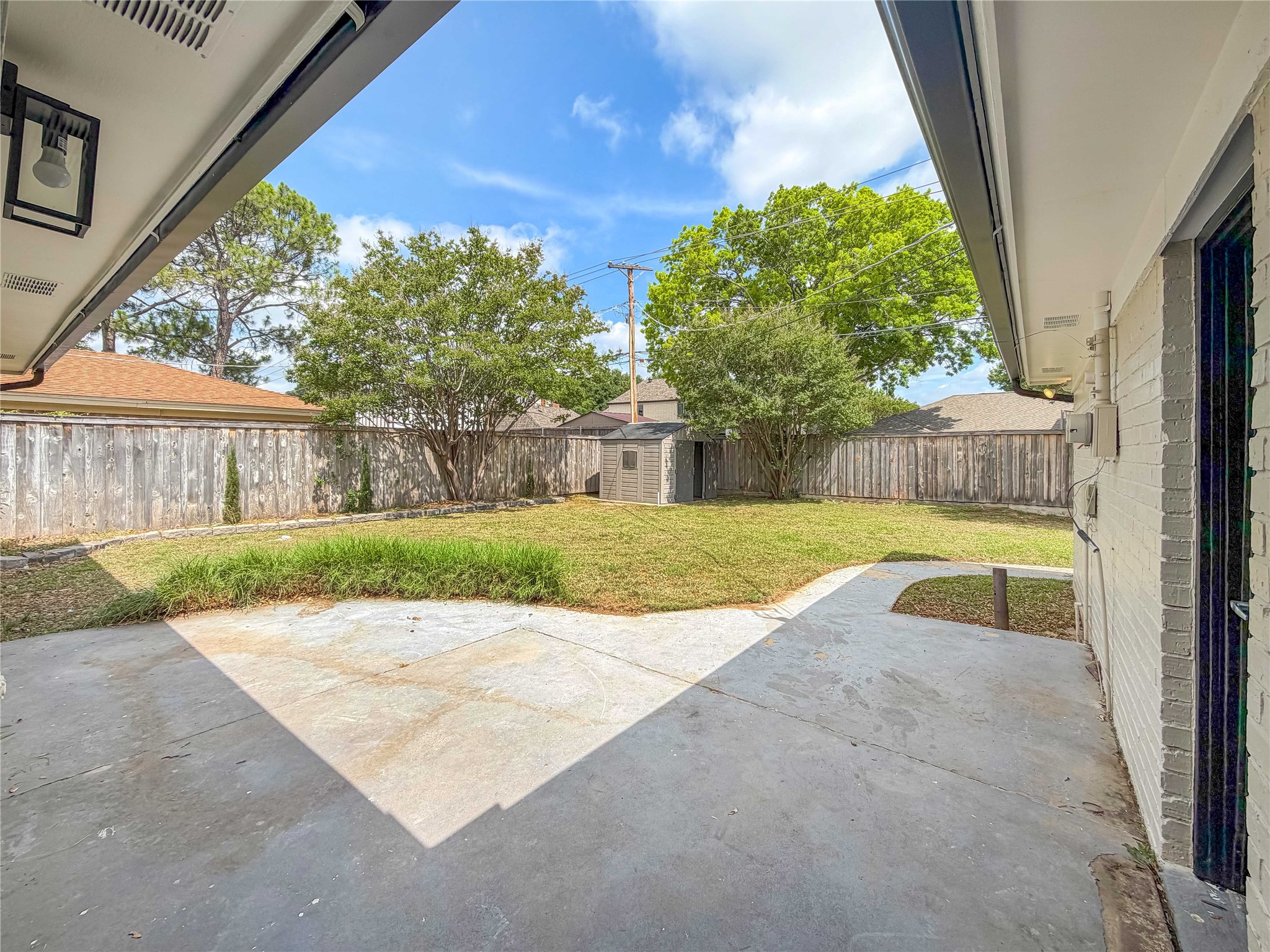 100 W Pleasantview Drive Hurst TX 76054