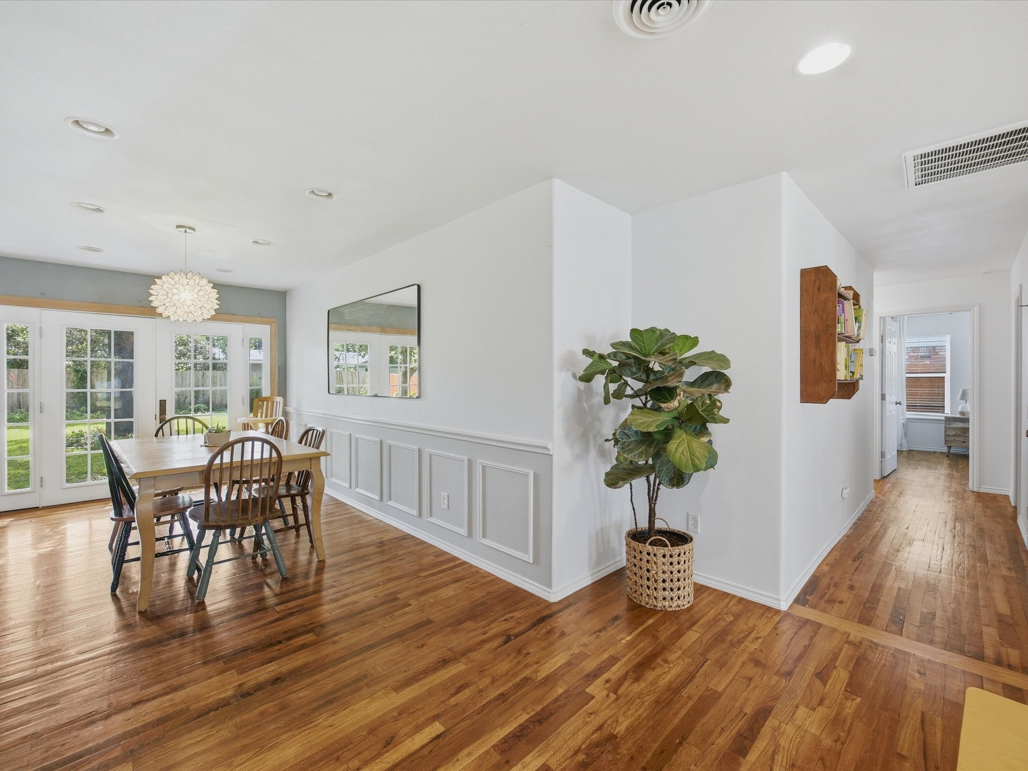 1217 Park Center Street Benbrook TX 76126