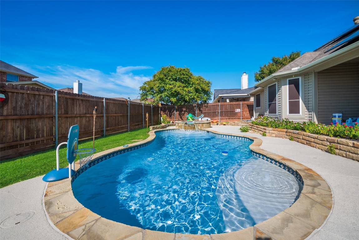1408 Pierron Drive Arlington TX 76002