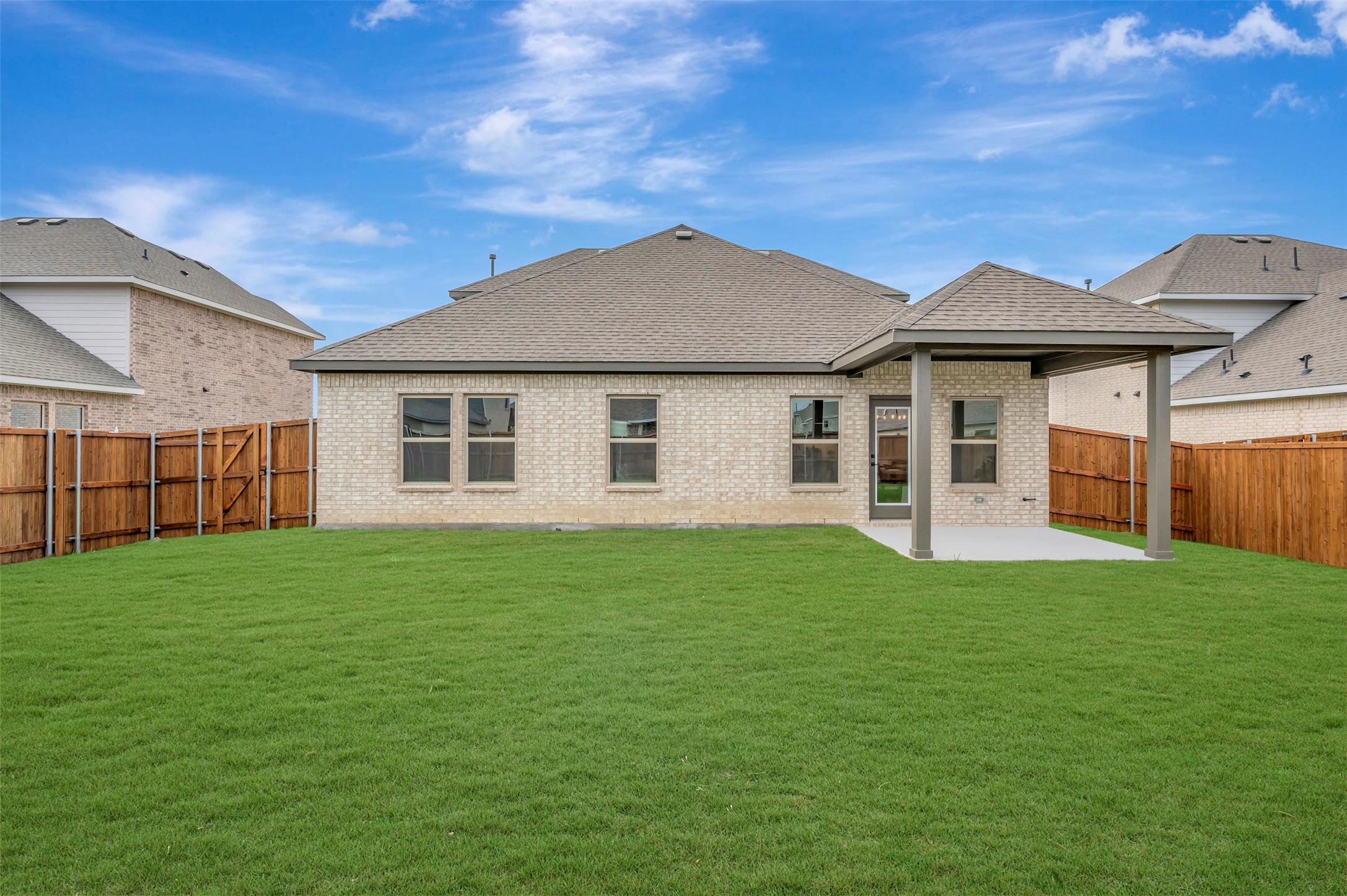 532 Brookside Drive Van Alstyne TX 75495