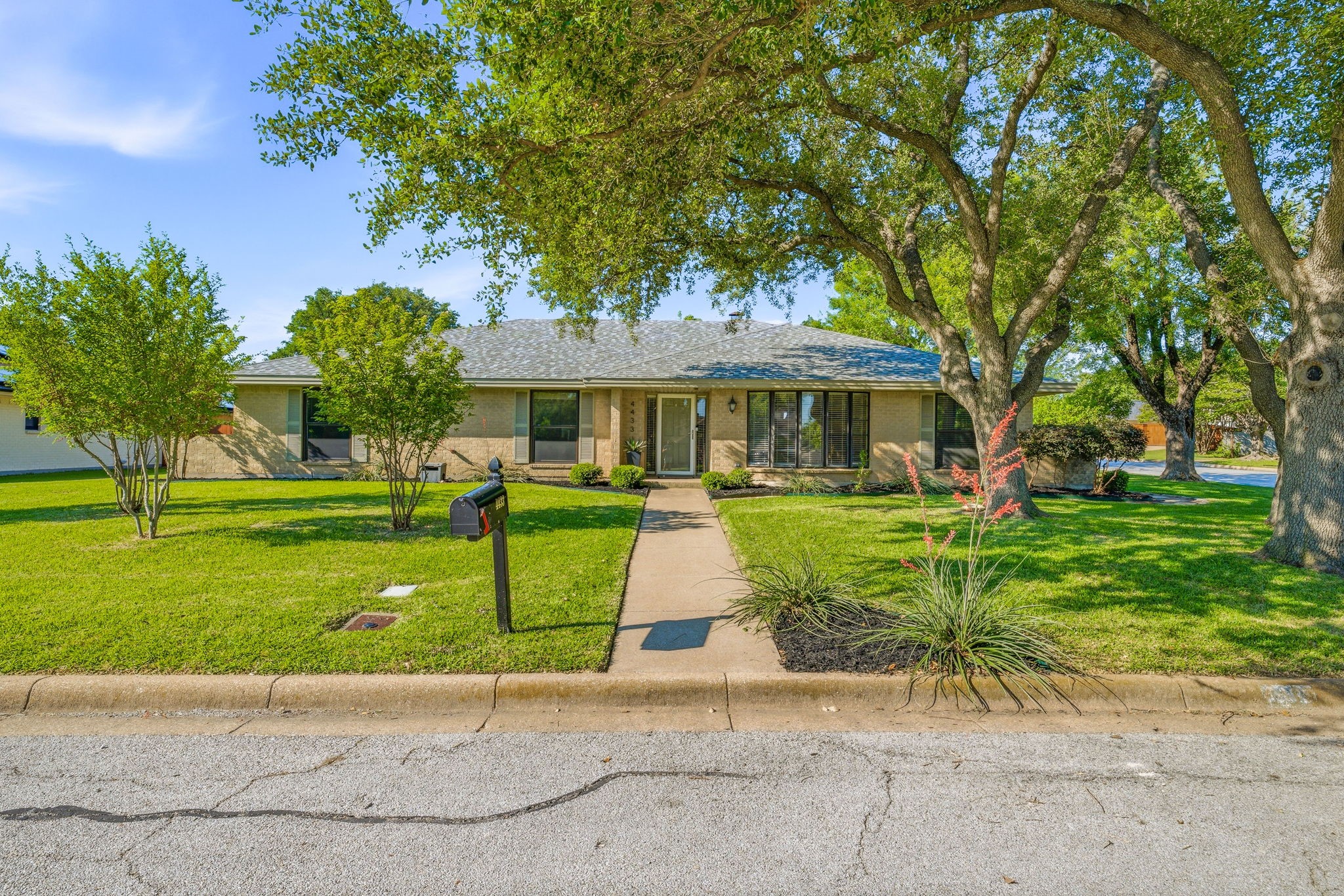 4433 Quail Hollow Road Fort Worth TX 76133