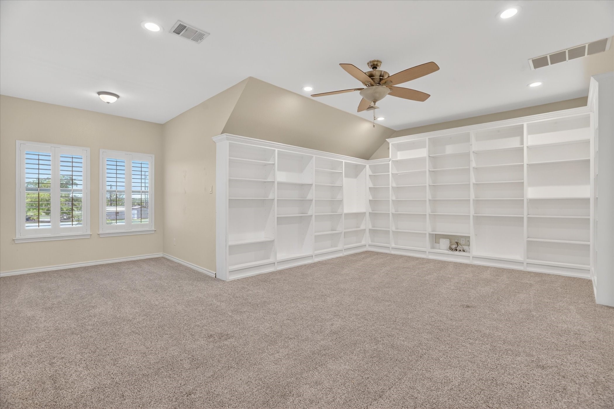 2000 Adams Lane S Azle TX 76020