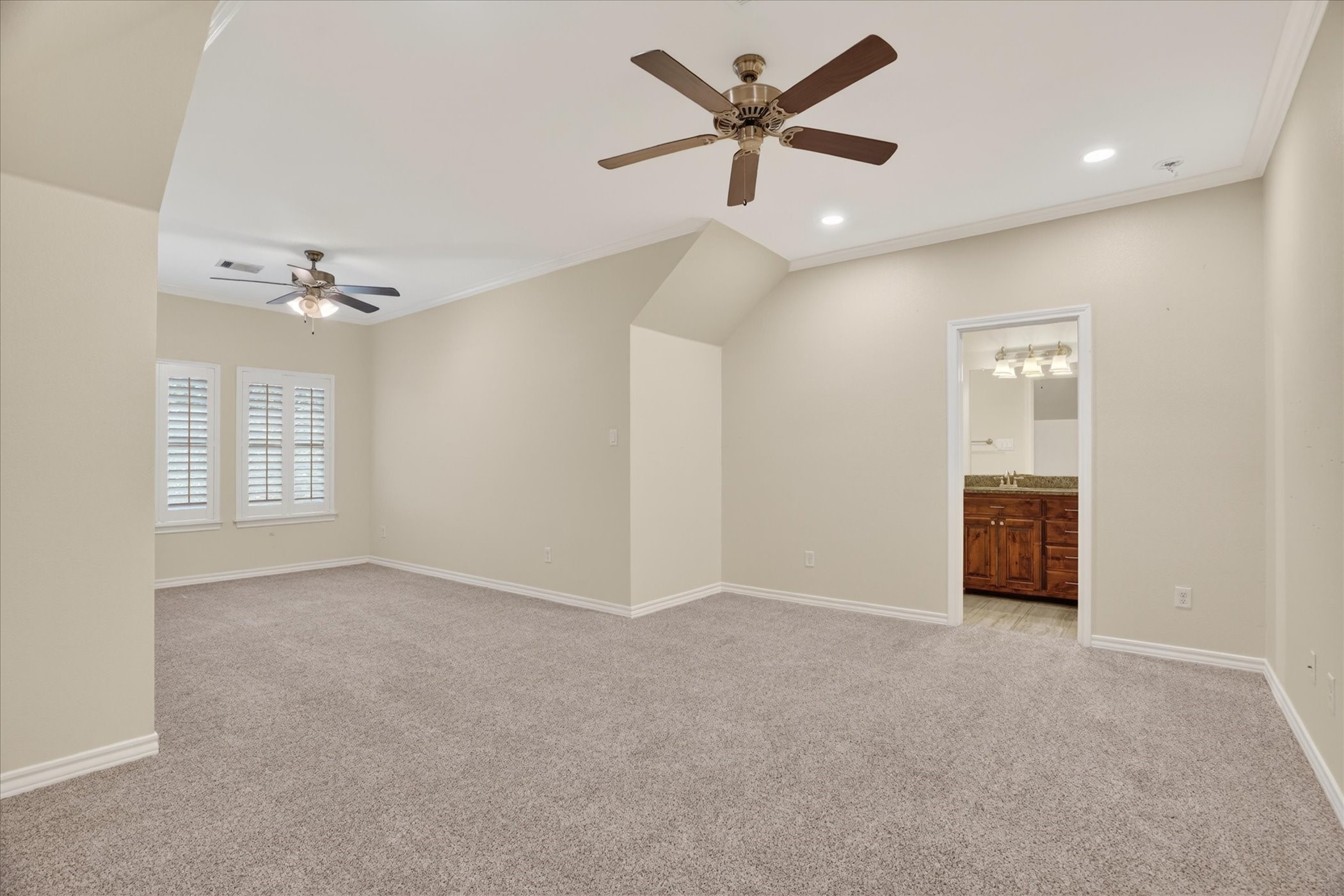 2000 Adams Lane S Azle TX 76020