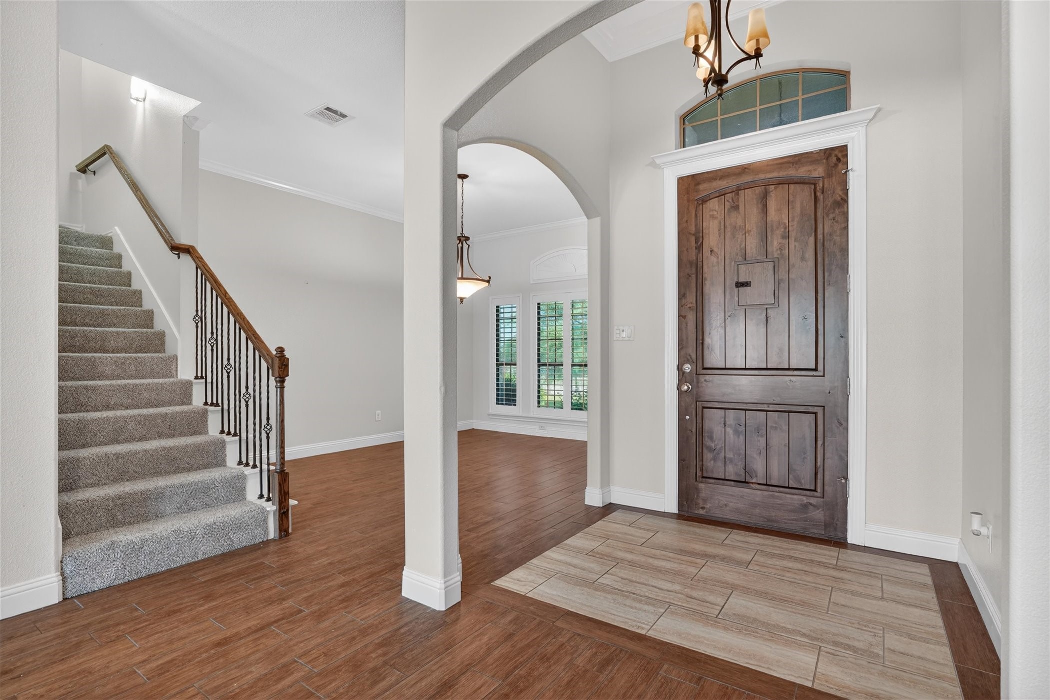2000 Adams Lane S Azle TX 76020