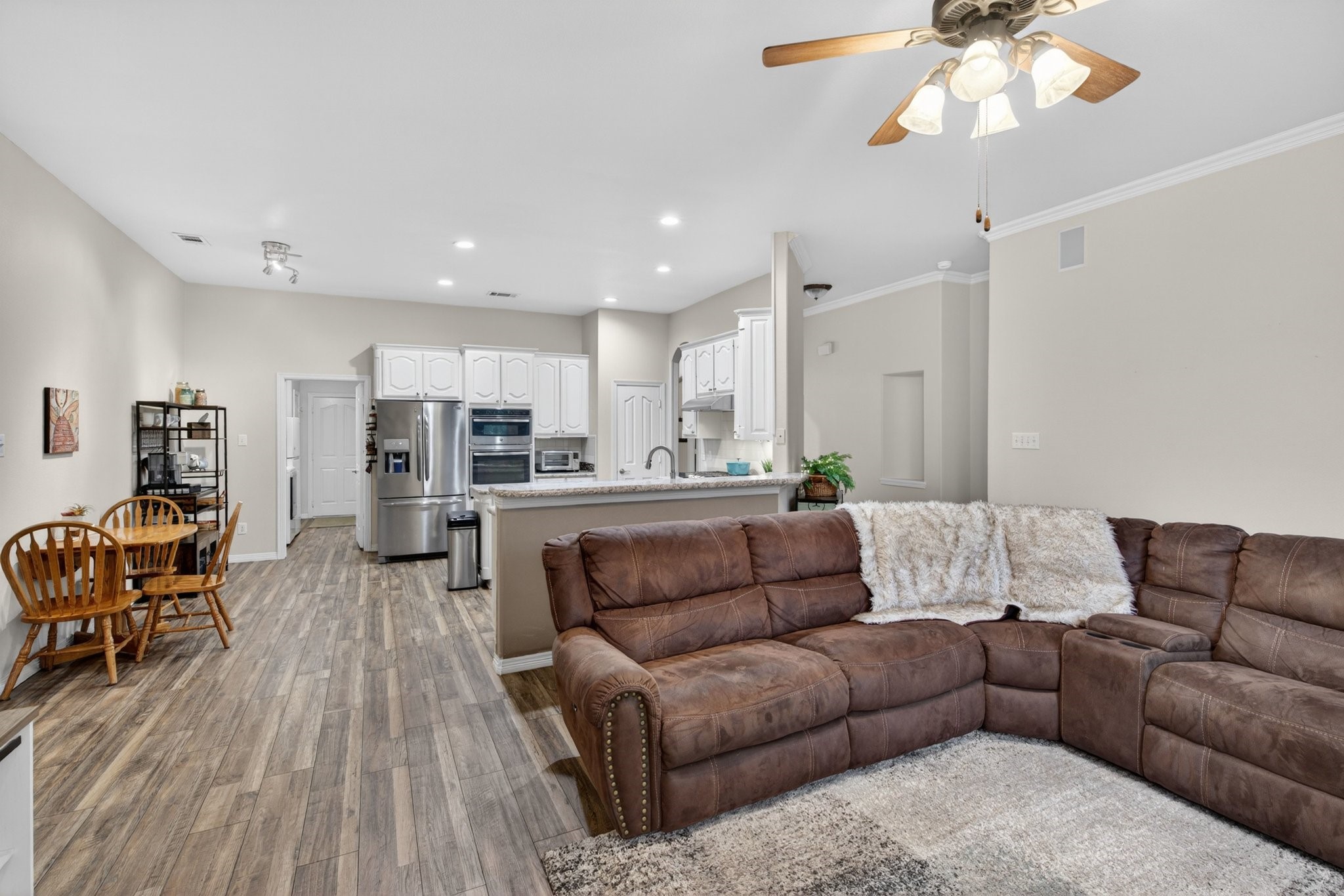 2302 Chambray Drive Corinth TX 76210