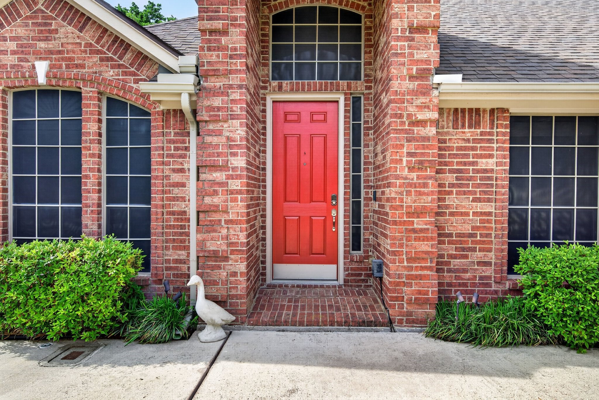 2302 Chambray Drive Corinth TX 76210