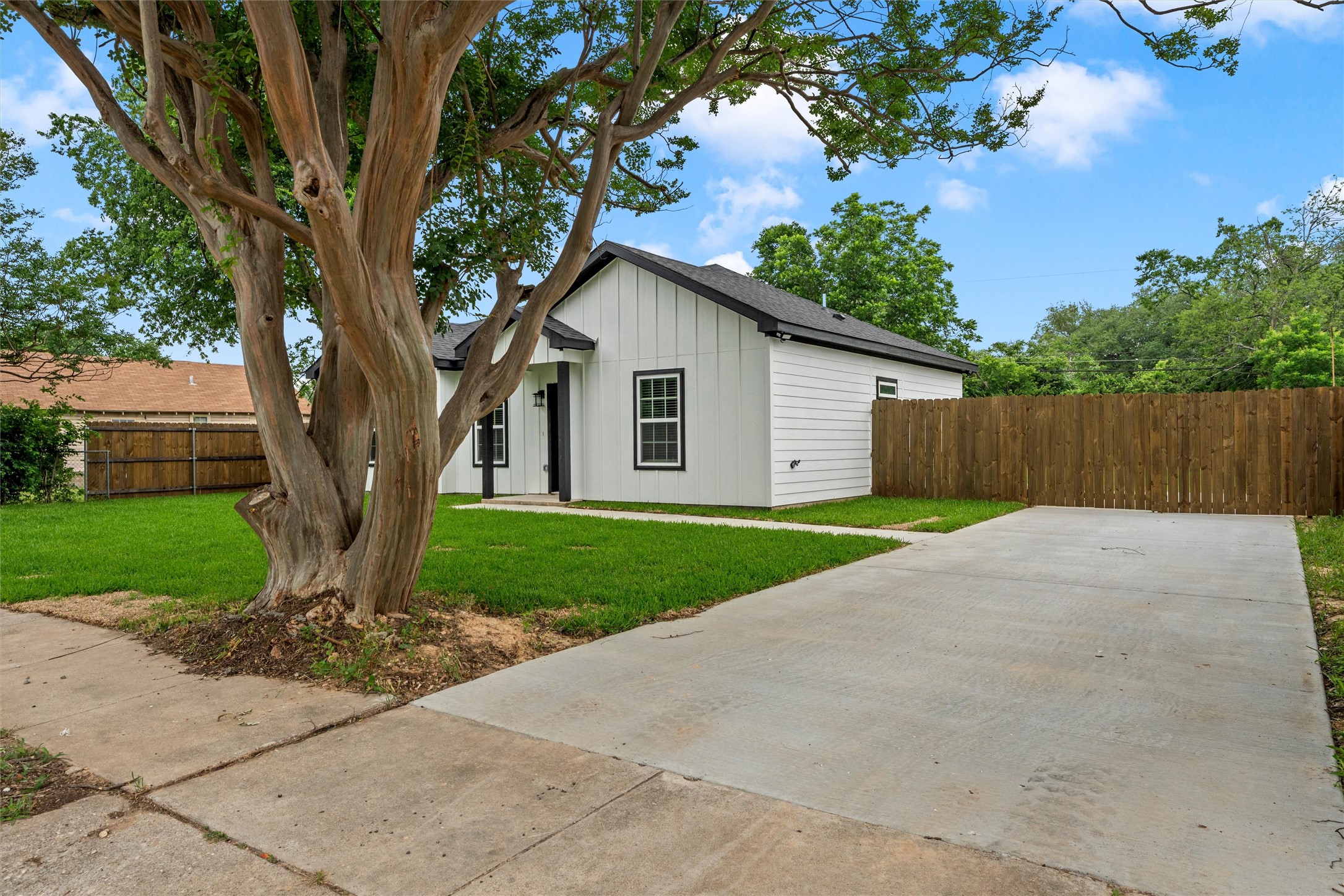 706 Dearborn Street Waco TX 76704