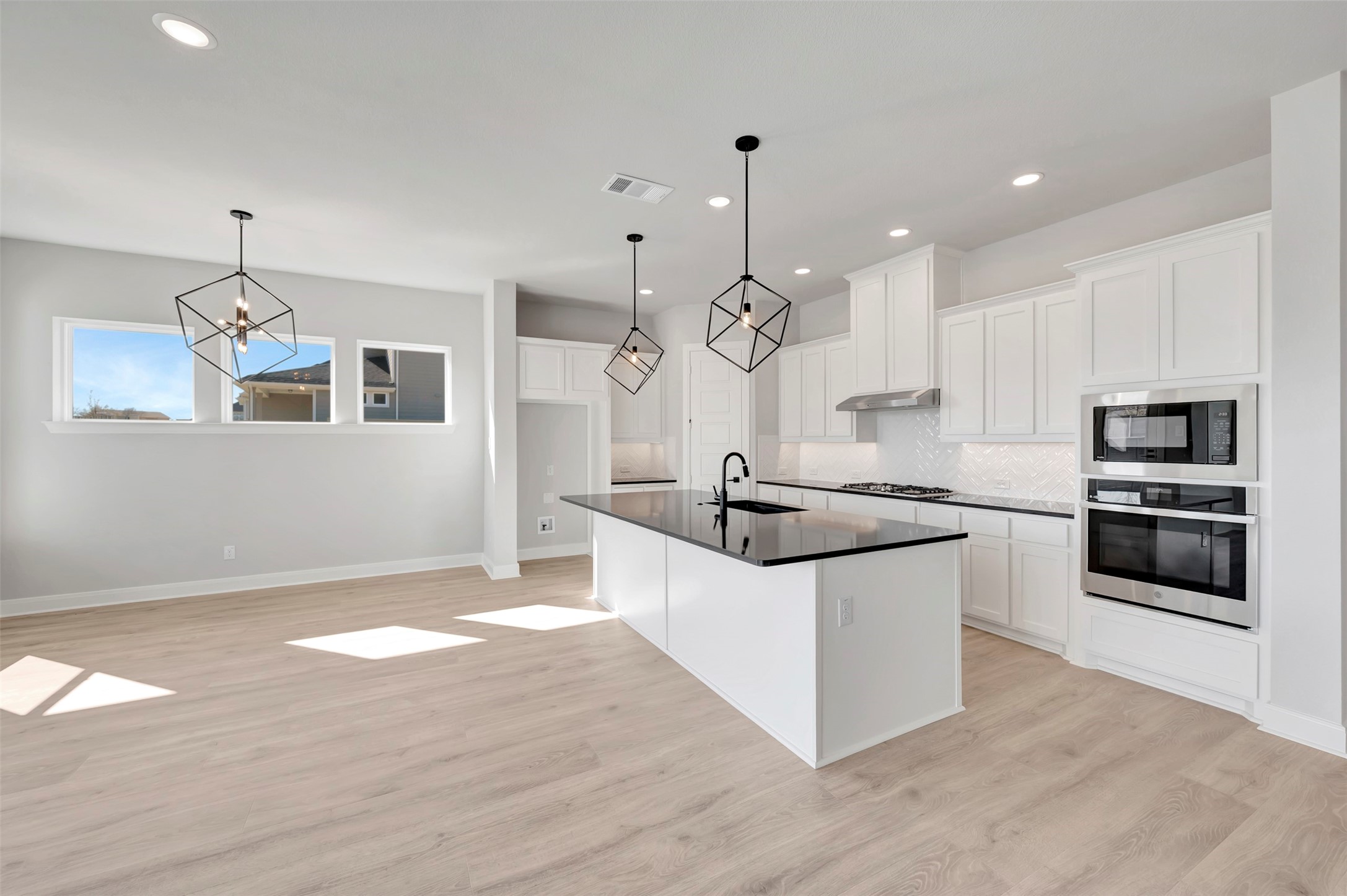 8912 Chestnut Lane Justin TX 76247