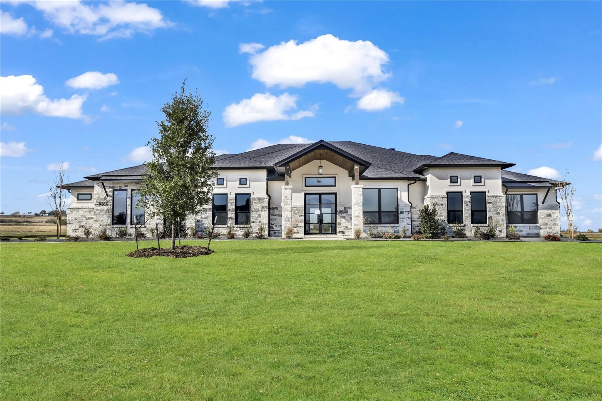 5021 Frost Creek Aledo TX 76008