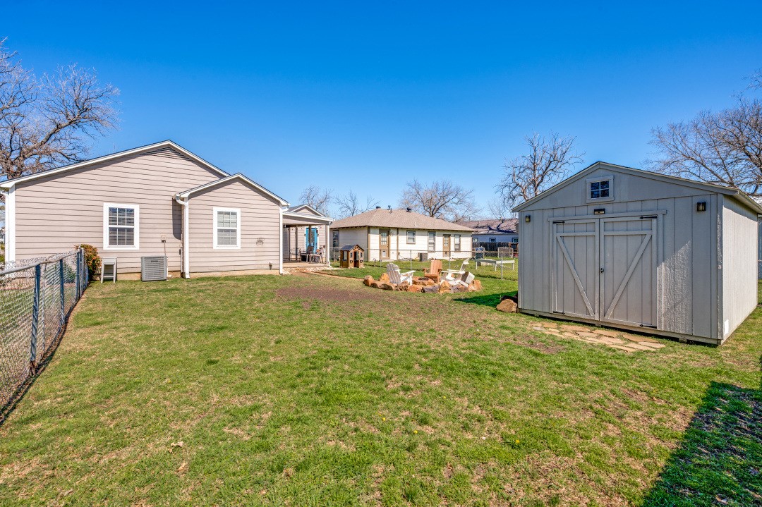 412 N 10th Street Sanger TX 76266