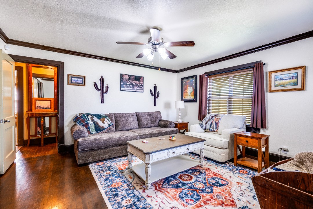 412 N 10th Street Sanger TX 76266