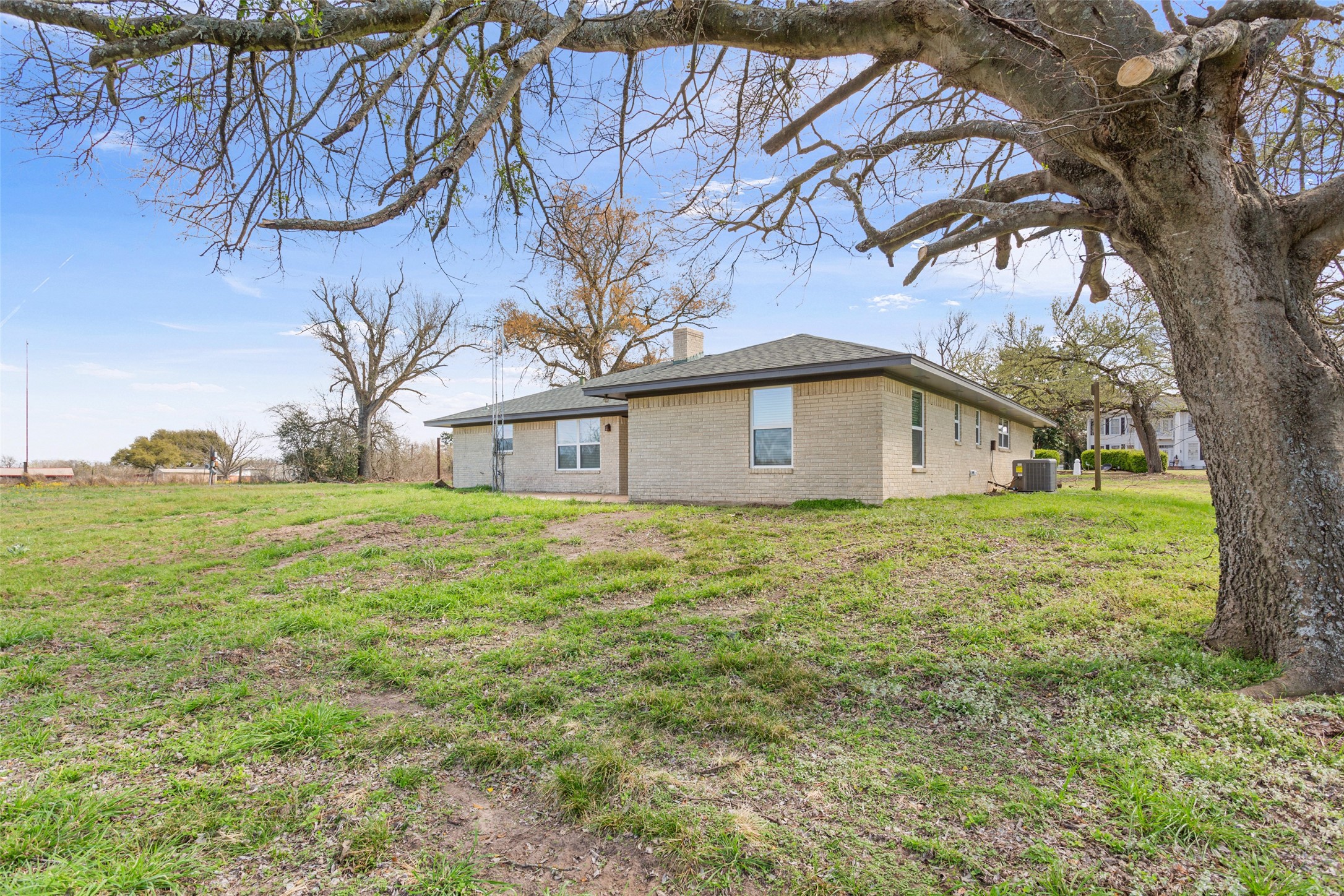 310 Lcr 470 Mexia TX 76667