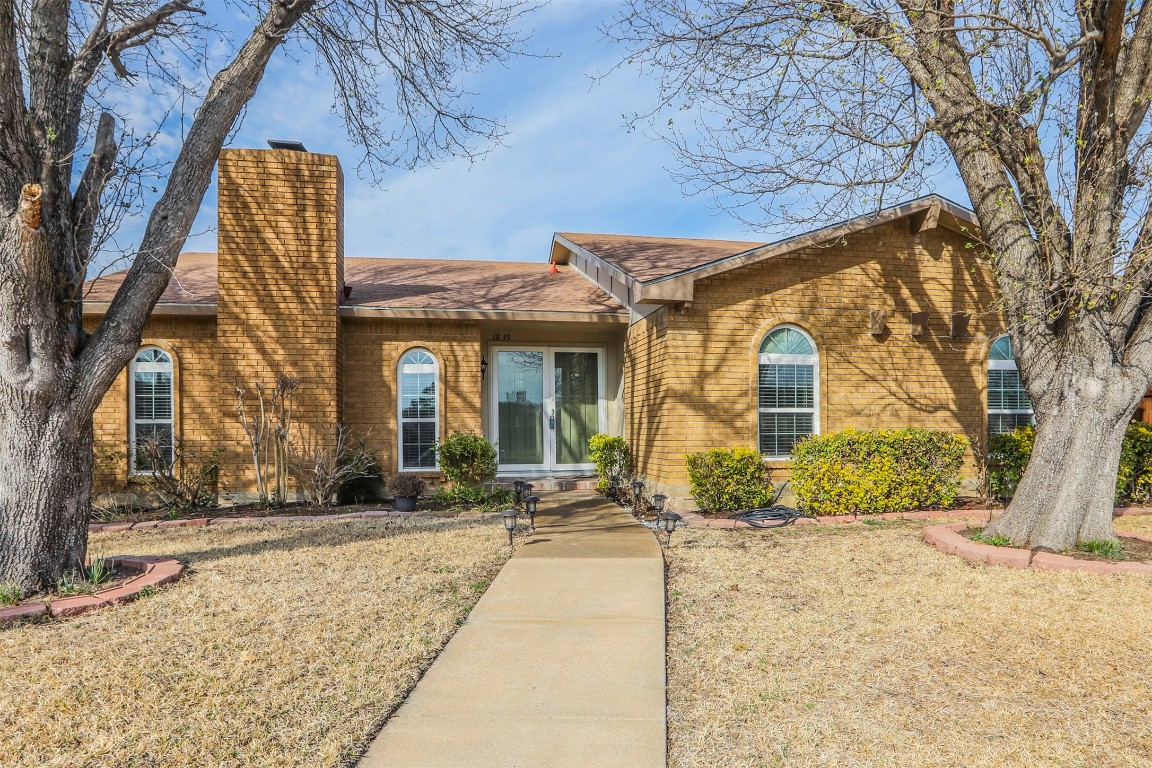1839 Tree Line Drive Carrollton TX 75007