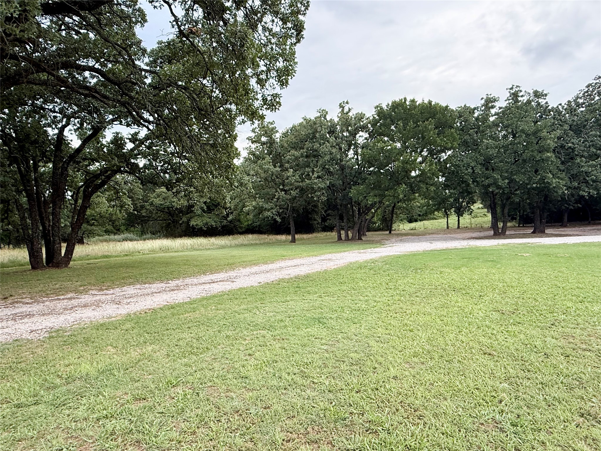 4216 Greenwood Road Weatherford TX 76088