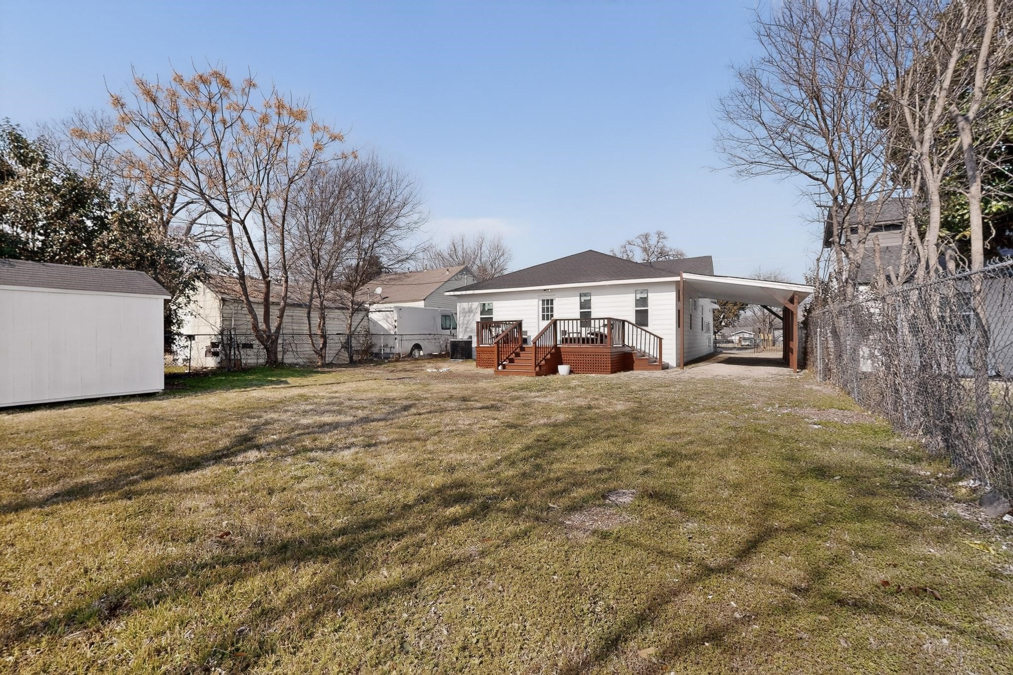 1202 Morrell Avenue Dallas TX 75203