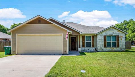 301 Texas Street Pottsboro TX 75076