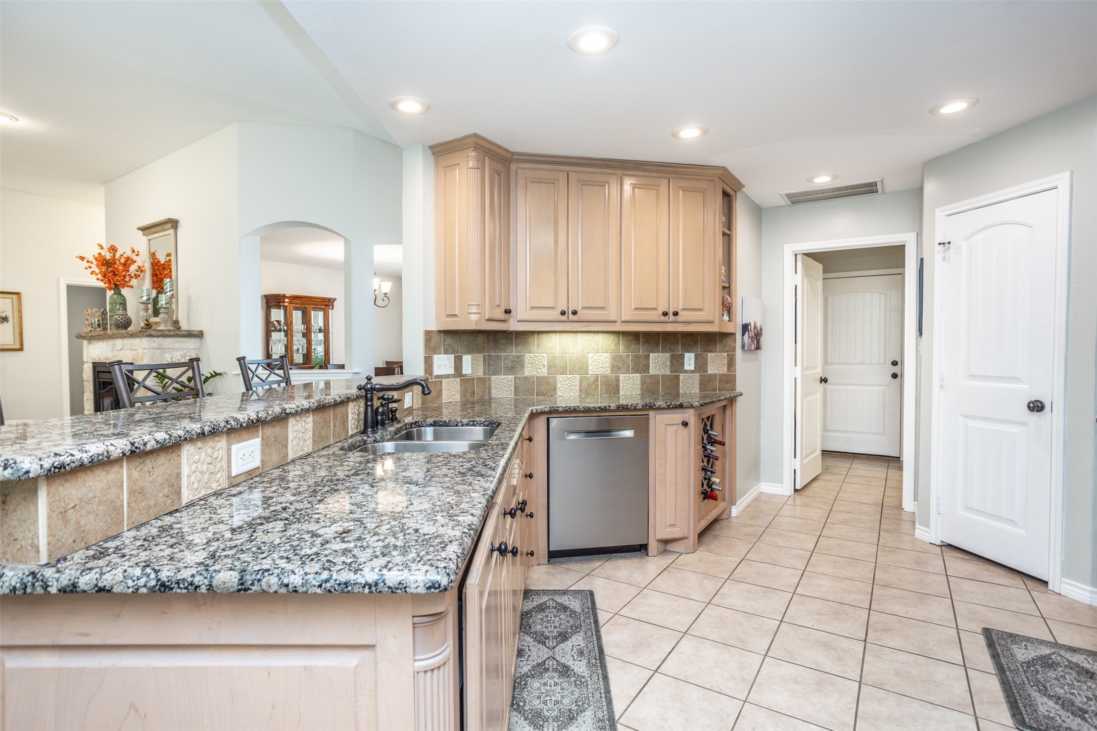 116 Ashlyn Court Whitesboro TX 76273