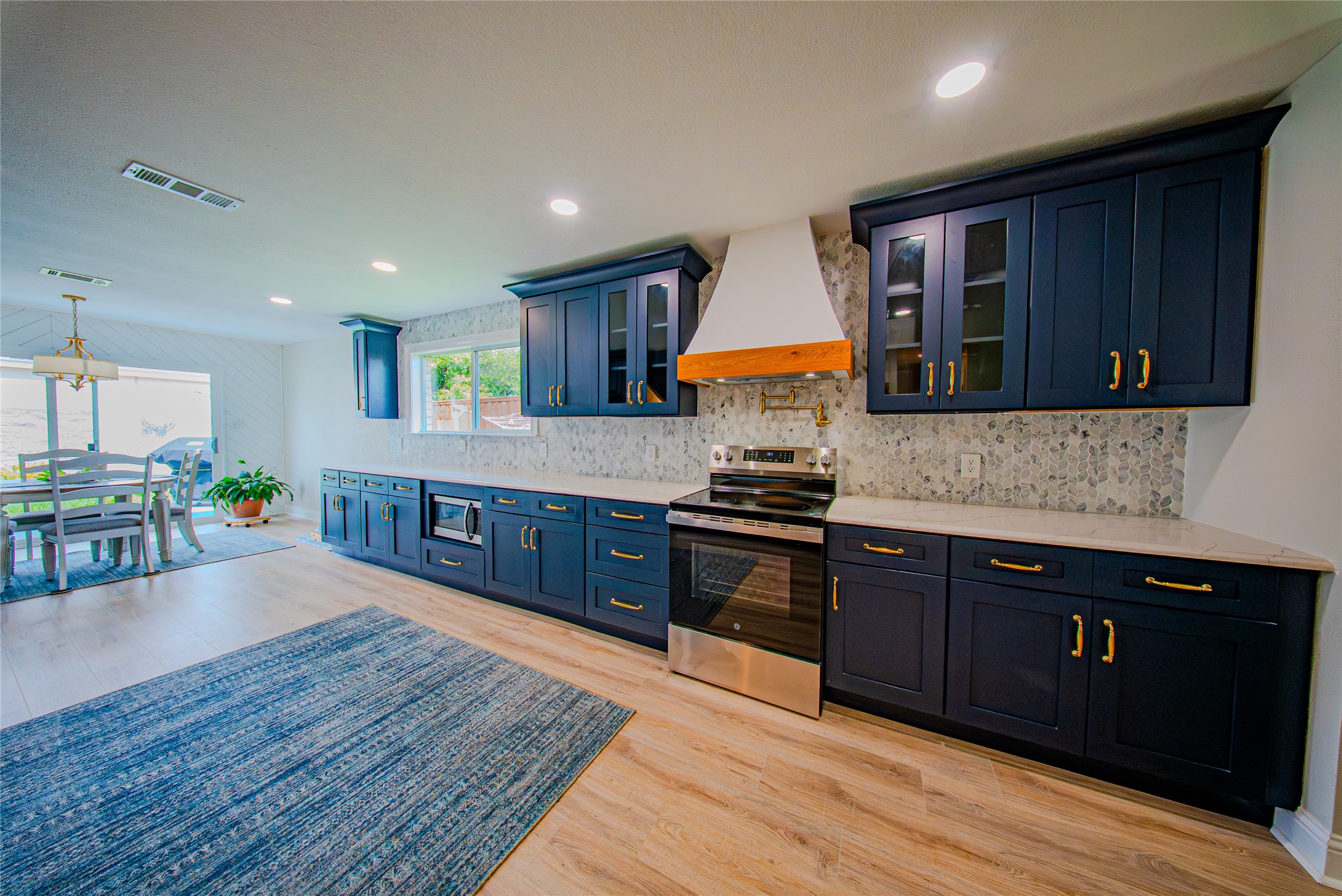5911 Dangerfield Court Arlington TX 76017