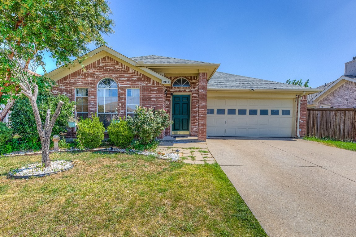 804 Birkhill Trail Arlington TX 76001