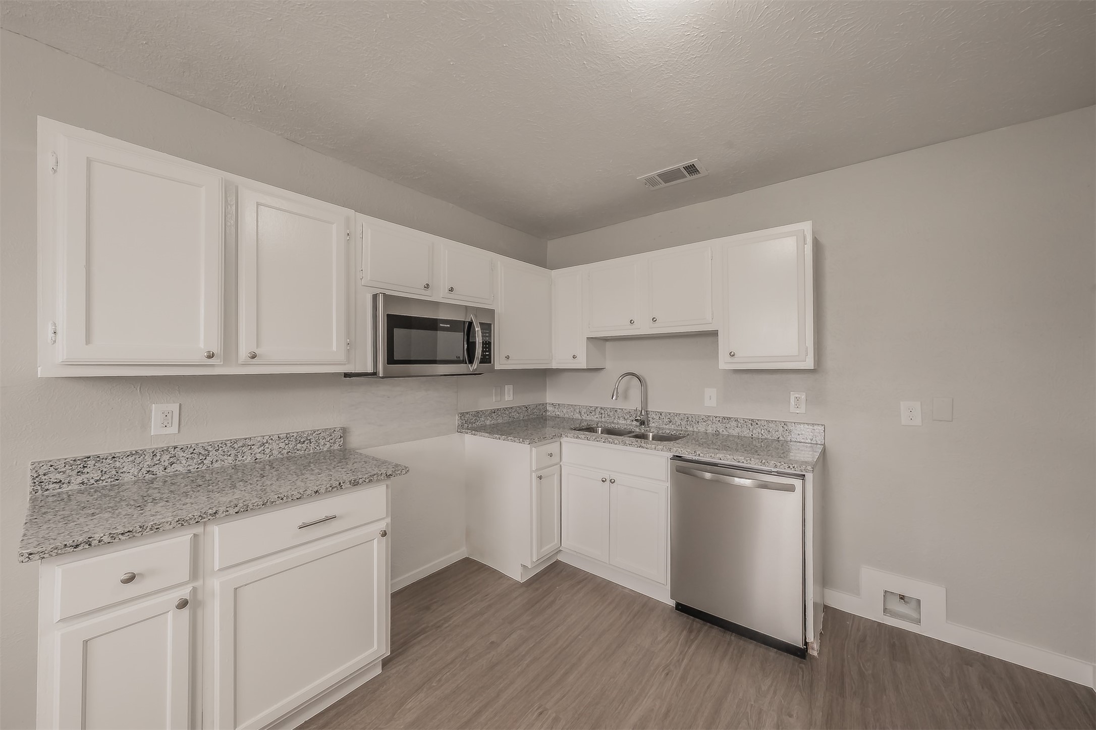 4140 Wilshire Boulevard Dallas TX 75241