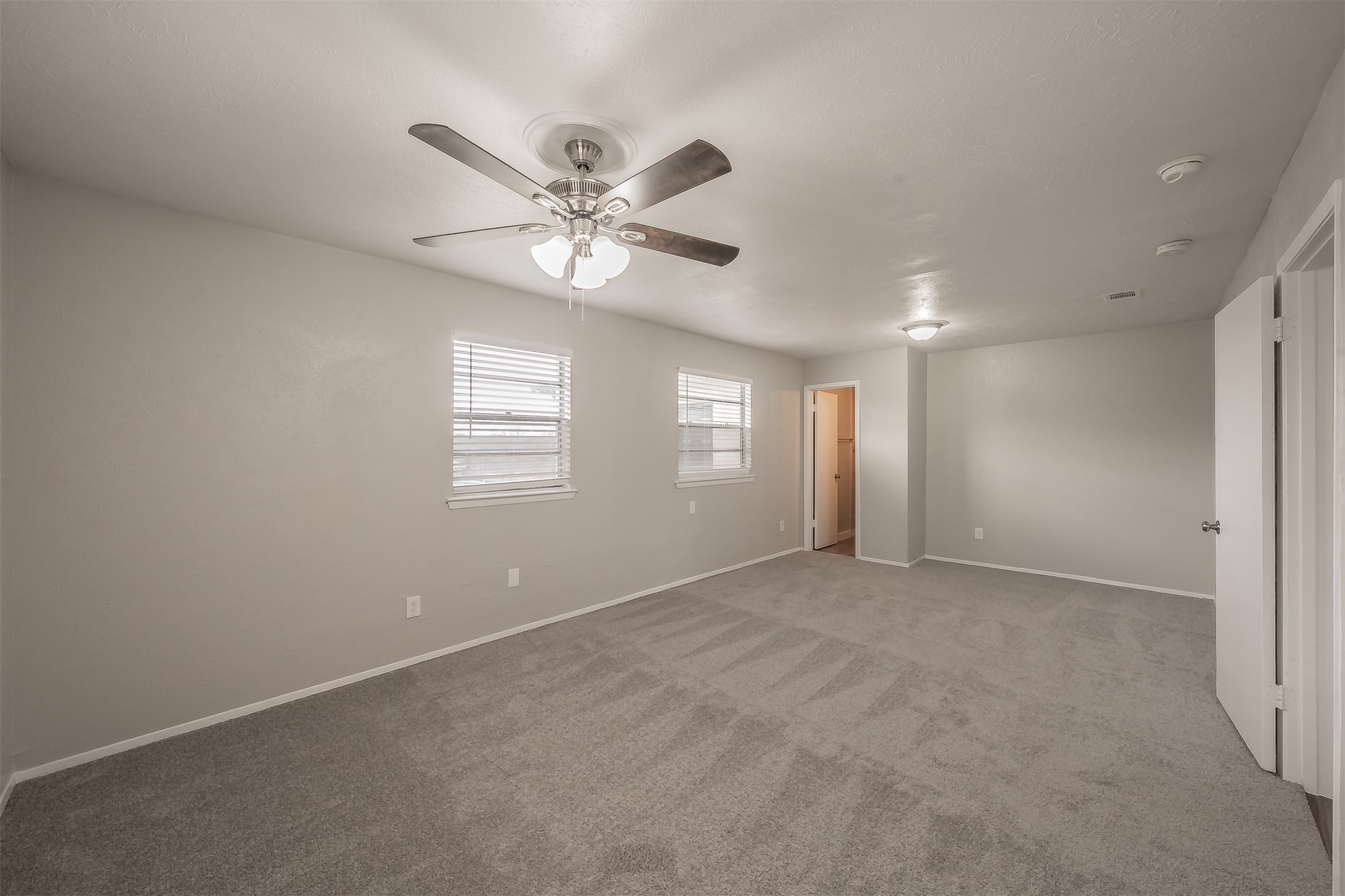 4140 Wilshire Boulevard Dallas TX 75241