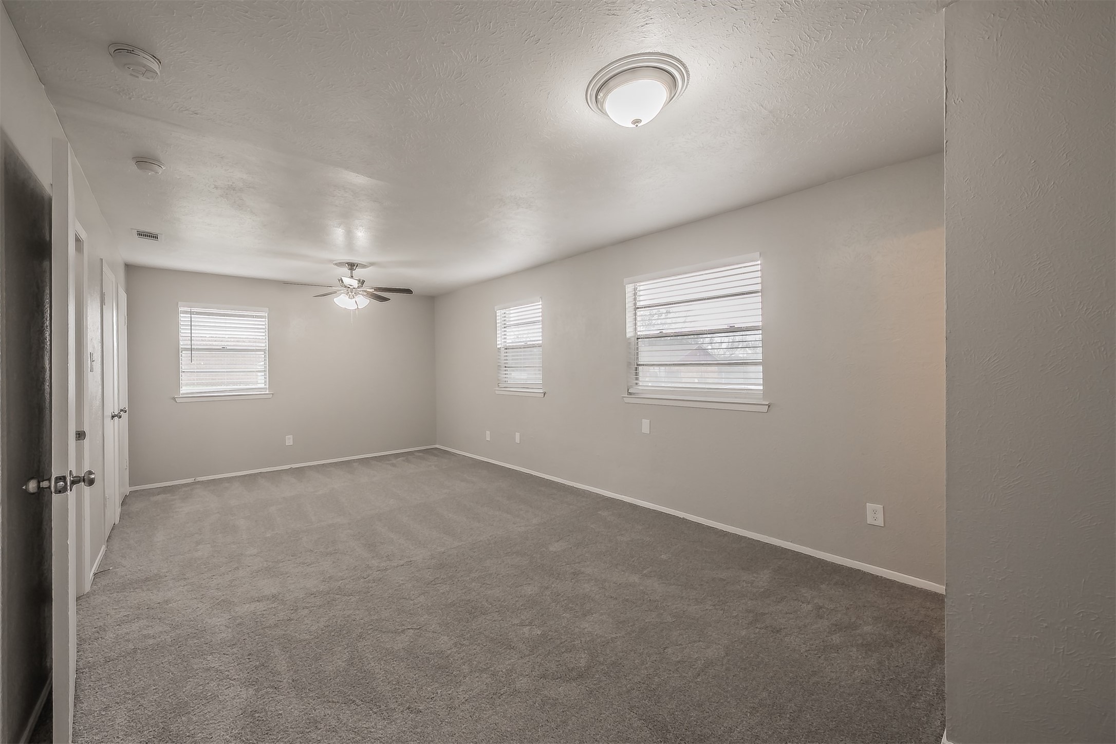 4140 Wilshire Boulevard Dallas TX 75241