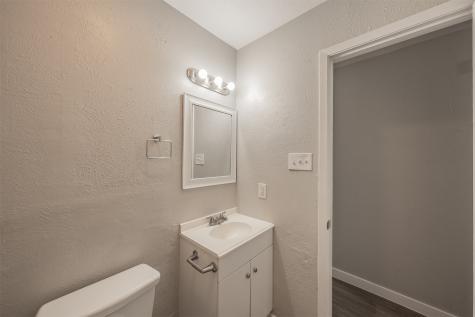 4140 Wilshire Boulevard Dallas TX 75241