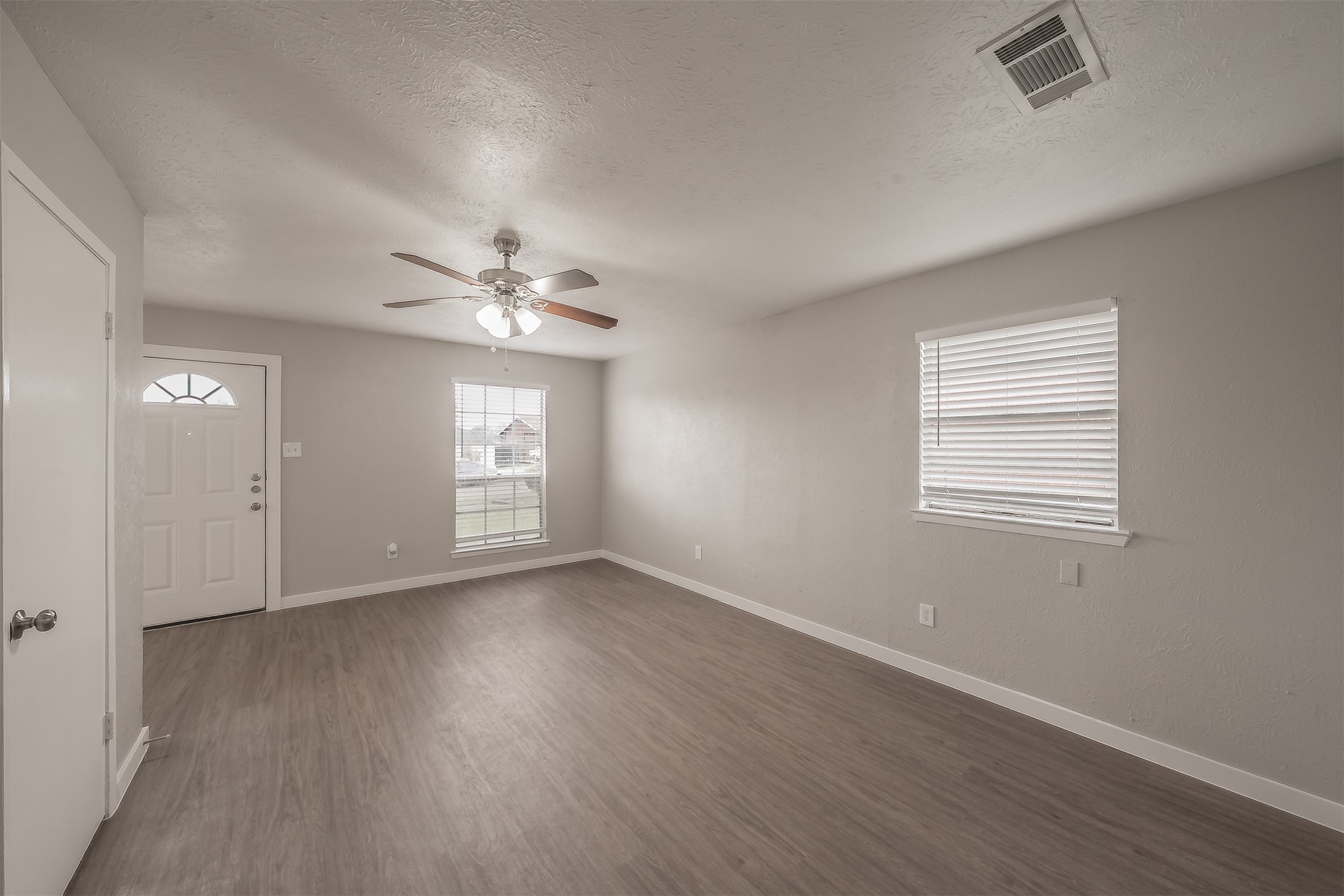 4140 Wilshire Boulevard Dallas TX 75241