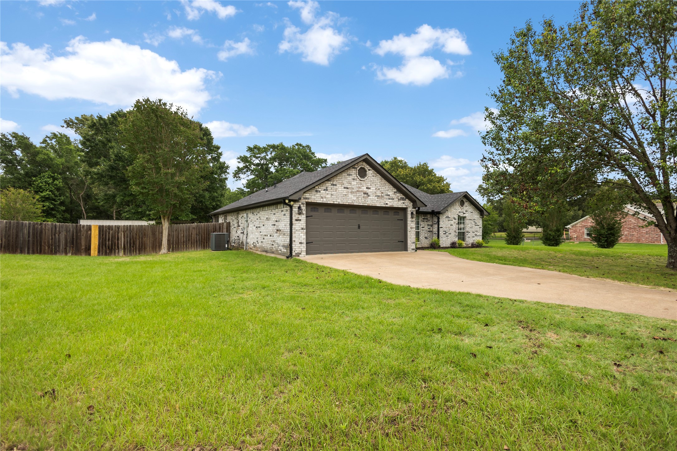 3589 Lansing Switch Road Longview TX 75602
