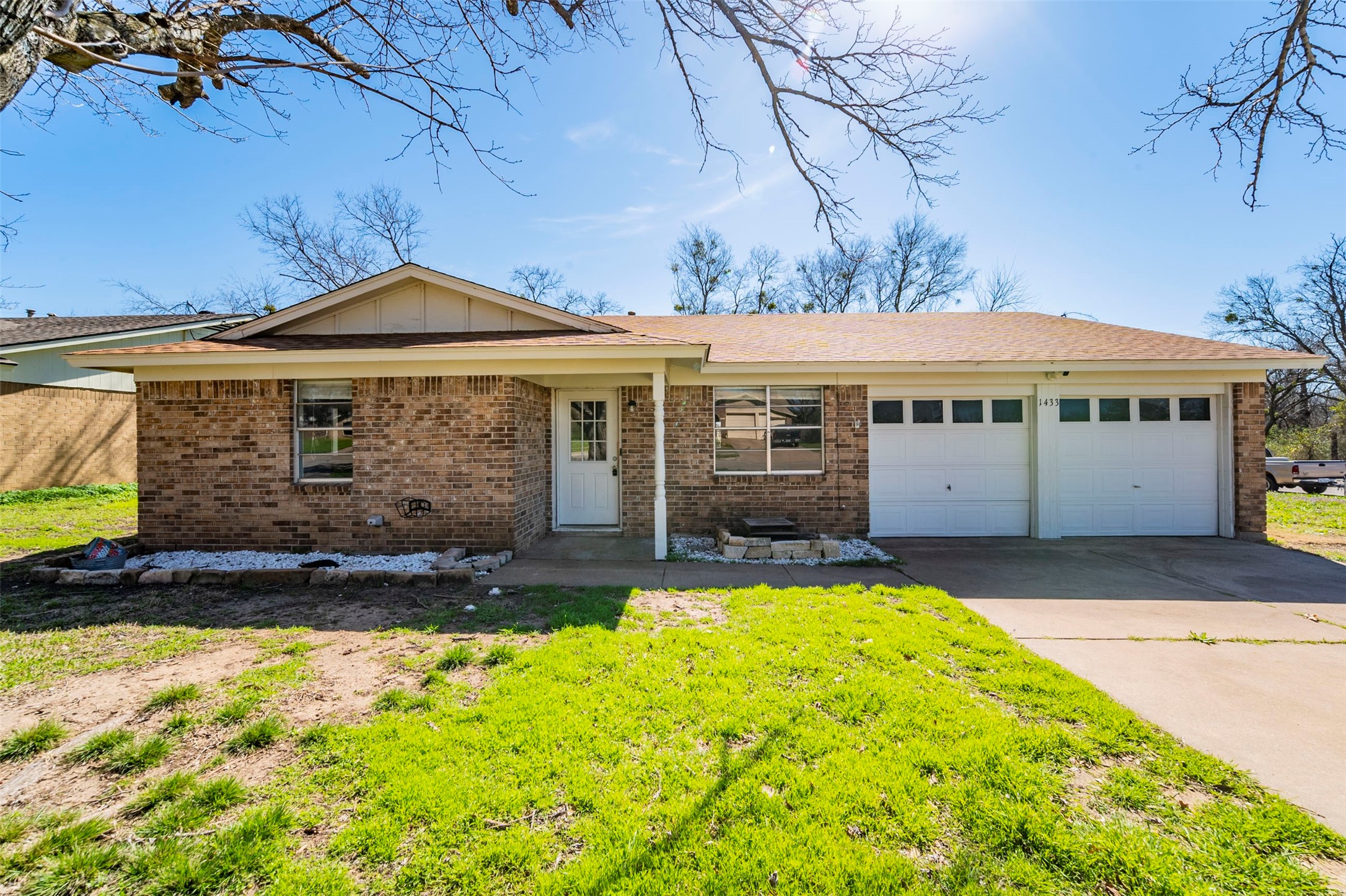 1433 Mimosa Street Cleburne TX 76033