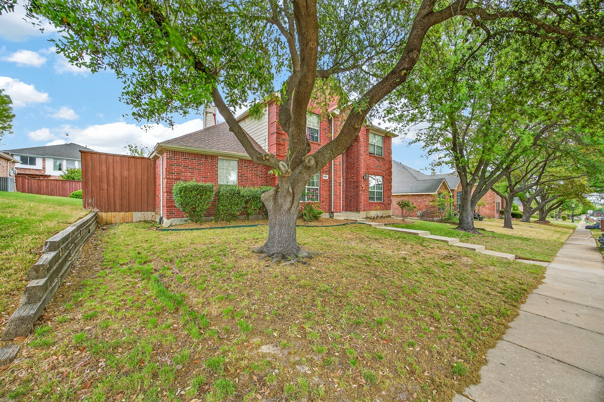 5205 Alazan Bay Drive Rowlett TX 75089