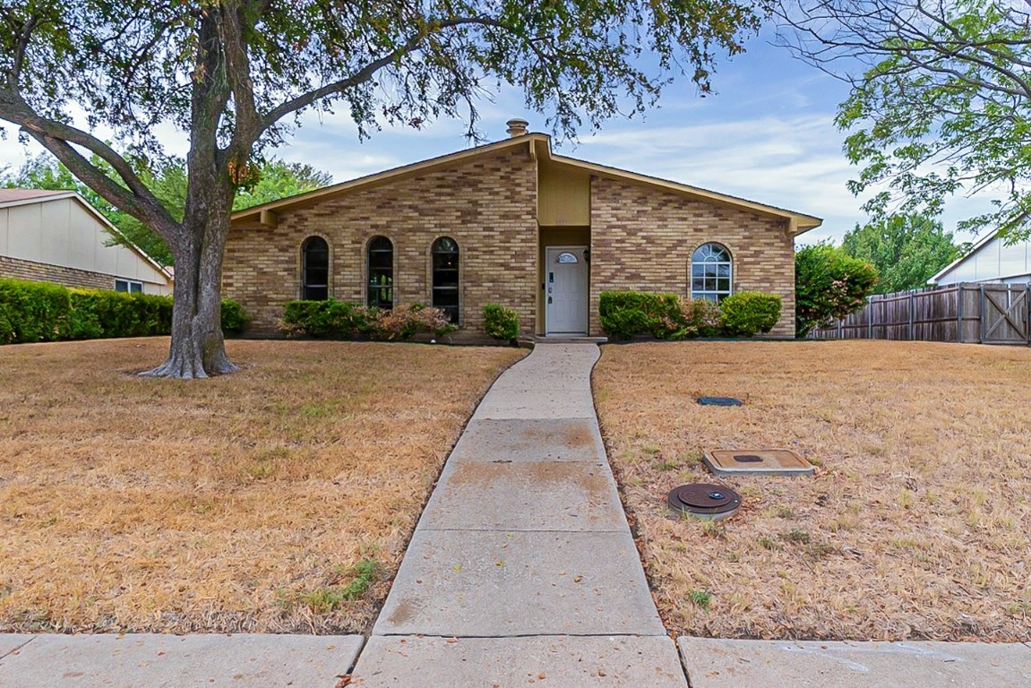 111 S Young Boulevard Desoto TX 75115