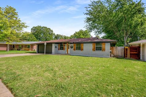 405 Harriett Street Arlington TX 76010