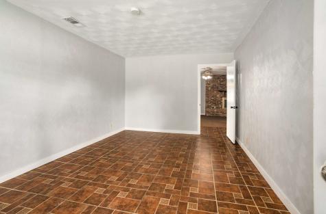 405 Harriett Street Arlington TX 76010