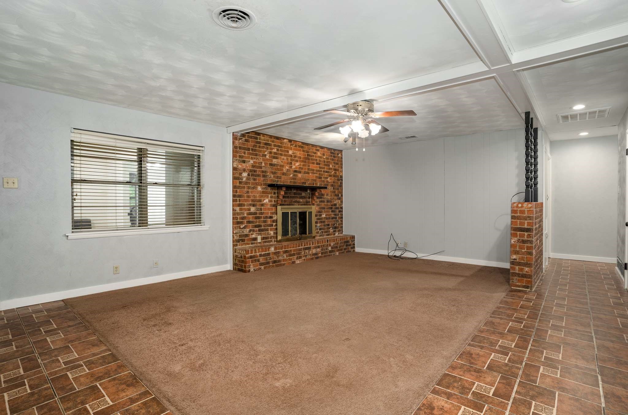 405 Harriett Street Arlington TX 76010