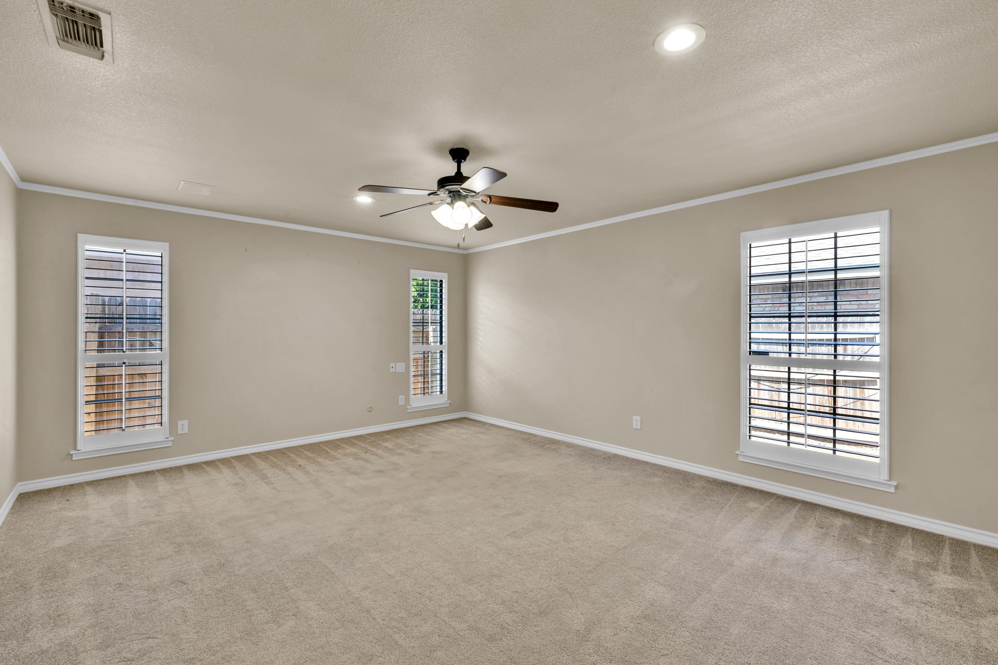 4301 Hartwood Circle Fort Worth TX 76109