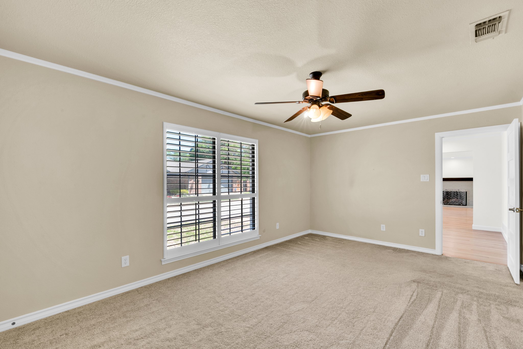 4301 Hartwood Circle Fort Worth TX 76109