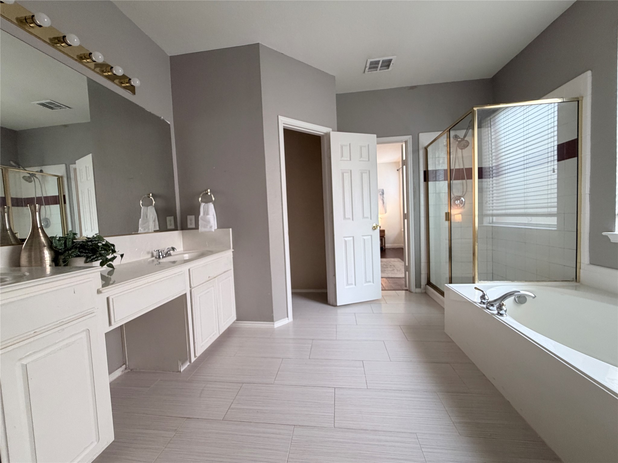 1209 Crabtree Street Garland TX 75040