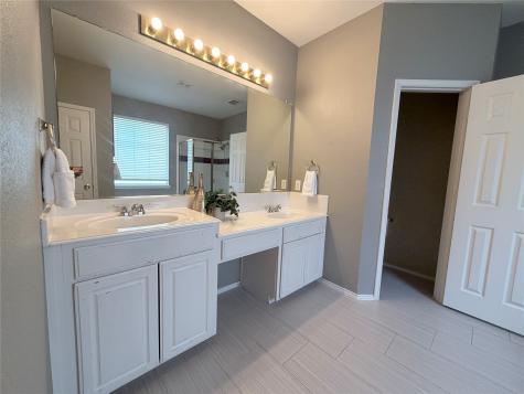 1209 Crabtree Street Garland TX 75040